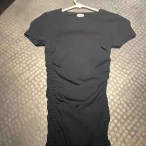 Short sleeve black crew neck mini dress